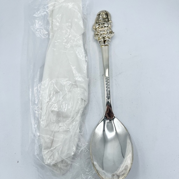 Mikasa 2-piece Salad Set Celebrations Mikasa 2014 Stainless Steel Christmas 10” - Picture 2 of 4